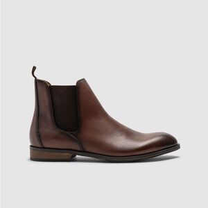 Rodd and Gunn Chelsea boots